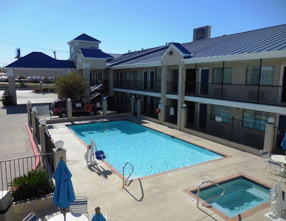 Best Western Garden Inn San Antonio Exterior photo